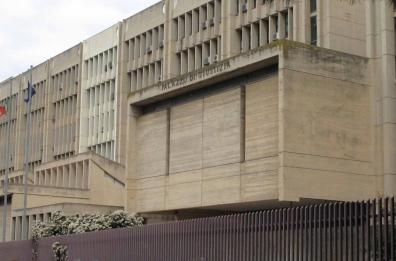 Lecce, sciopero di fonici trascrittori e stenotipisti del Tribunale e sit-in in Prefettura 