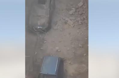 Trani, crolla la parete di un edificio in centro: tragedia sfiorata