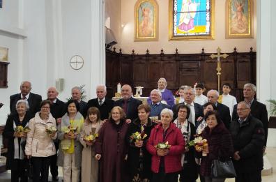 Vietri di Potenza Comune virtuoso nell’amore: dieci coppie festeggiano le «Nozze d’oro»