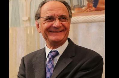 A 80 anni è morto Simeone Di Cagno Abbrescia, ex sindaco di Bari. Il cordoglio di Emiliano: «Nonostante i confronti eravamo amici»