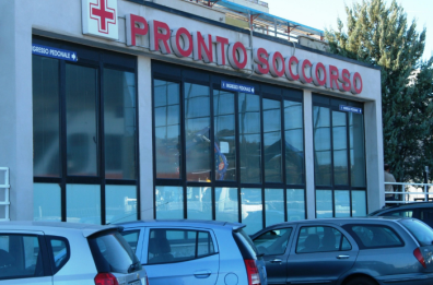 Uomo travolto dai tronchi a Sarconi, morto in ospedale