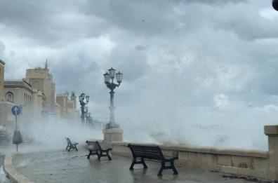 Allerta gialla in tutta la Puglia: venti di burrasca per le prossime 36 ore