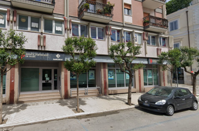 Trani, fanno esplodere bancomat BpB e scappano col bottino: indagini
