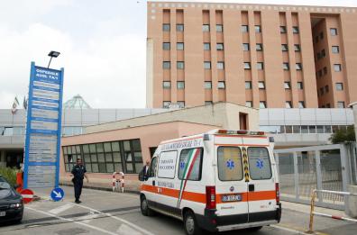 Castellaneta, cade dalla barella e muore. La Asl: attendiamo verifiche per la dinamica della tragedia