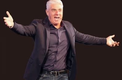 Biagio Izzo al Teatro Orfeo di Taranto con «Balcone a tre piazze»