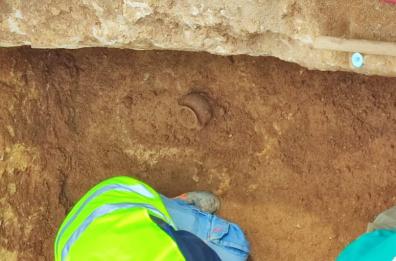 Mesagne, durante gli scavi in piazza scoperti nuovi reperti archeologici
