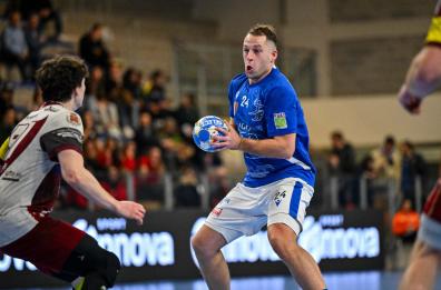Pallamano, Fasano vince a Pressano e stacca il biglietto per i playoff, Conversano spera