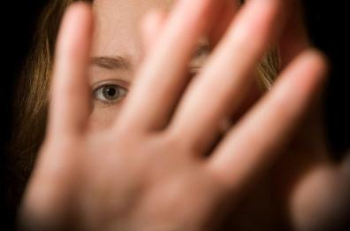 Abusi sessuali sulle figlie, condannato in Svizzera un 47enne di Alessano