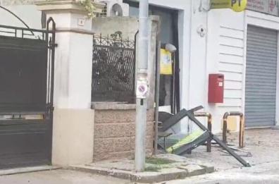 Esplode il postamat di Castrignano del Capo: la deflagrazione sveglia tutto il quartiere