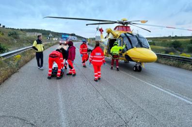 Canosa, scontro fra auto sulla Sp 231: muore 30enne. C'è anche un ferito