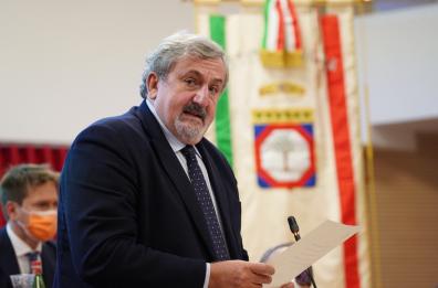 Il centrodestra pugliese annuncia mozione di sfiducia nei confronti di Emiliano