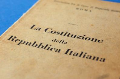Verso il 25 aprile, la Costituzione verrà distribuita in alcune scuole pugliesi