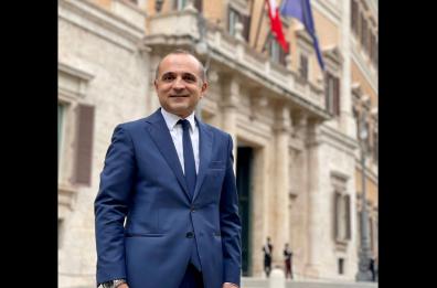 «È tempo di dialogare con Azione e renziani», la parola a D'Attis (FI)