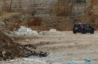 Altamura, cava nel Parco dell'Alta Murgia trasformata in discarica: 9 indagati