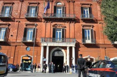 Pratica di condono pendente da vent’anni: «Il Comune decida o sarà danno erariale»