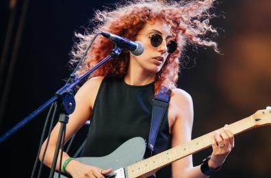 «L'amore è una scusa»: Gabriella Martinelli porta il nuovo disco in giro per l'Italia