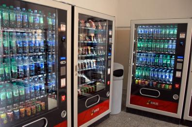 Risse davanti a distributori automatici: sindaco di Nardò dispone la chiusura
