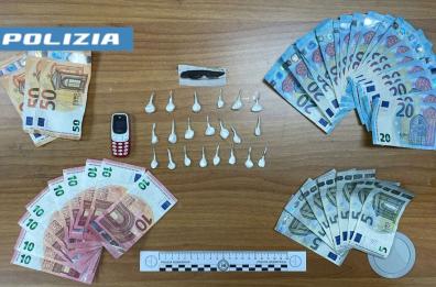 Taranto, blitz antidroga in zona Bestat: arrestato 19enne incensurato