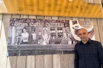 Negozi storici patrimonio di Puglia: c'è anche il Gran Caffé Comes di Polignano