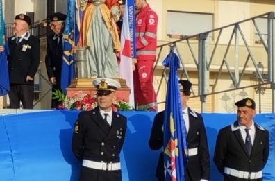 Gagliano del Capo, la Marina militare dona una statua di Santa Barbara alla chiesa
