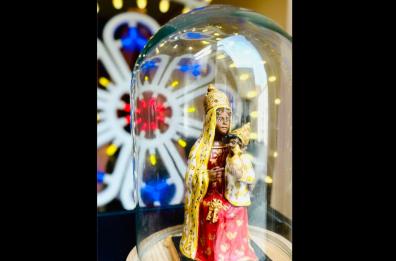 Lucera, Santa Maria in ogni casa: ecco le statuine d'autore realizzate in occasione della festa patronale

