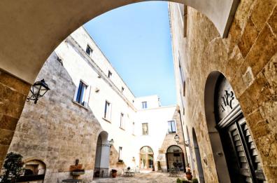 «Casa Isabella», rinasce nella campagna tarantina la maestosa dimora dedicata a una sposa perduta