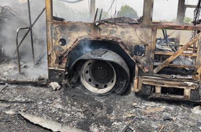 Borgo Mezzanone, in fiamme alla fermata un autobus Ataf della linea 24 