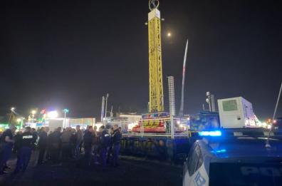 Festa del Soccorso a San Severo, si rompe una giostra con 12 persone sopra: nove feriti. Due ragazzine hanno fratture vertebrali