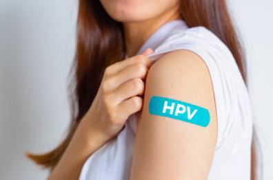 «Legittimo il vaccino Hpv obbligatorio in Puglia», la Consulta dà torto al governo Meloni