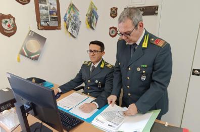 Avvocato e fisioterapista lavorano completamente in nero: giro da 800mila euro scoperto nel Salento