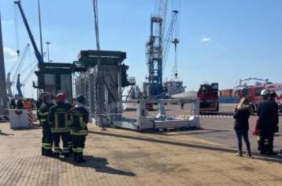 Taranto, operaio morto al porto: in 11 rischiano il processo che prende il via oggi