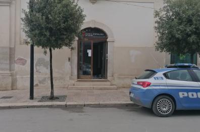 Cerignola, assalto con esplosivo al bancomat di una filiale di banca in corso Garibaldi