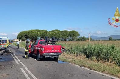 Frontale fra 2 auto a Grosseto: morti due militari dell'Aeronautica, venivano da base Gioia del Colle. Il cordoglio di Crosetto