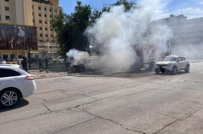 A fuoco l'auto di un funzionario dell'Amiu Foggia: al via le indagini