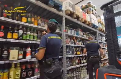Tra Foggia, Roma e Bulgaria: bevande, superalcolici e la maxi evasione dell'Iva, tutti i nomi 