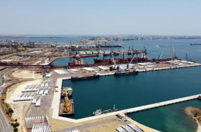 Taranto, via libera al fotovoltaico sulle banchine di San Cataldo