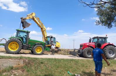 Segezia, tragedia sfiorata: mezzo agricolo per evitare una buca esce fuori strada