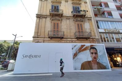 Bari, sulle ceneri dello storico negozio Cima sorge la boutique di Saint Laurent