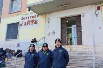 Bari, ex finanzieri fuori dalle scuole: «Aiuto e riferimento per gli studenti»