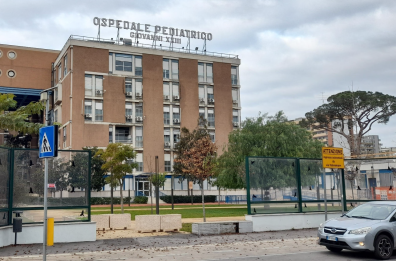 Bari, bimba morta dopo una frattura: l’ex primario rischia due anni