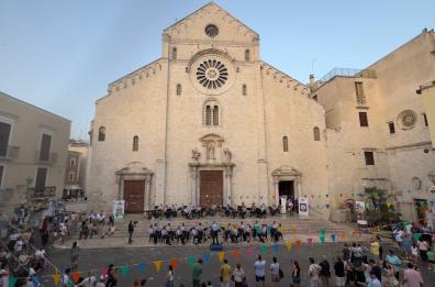 La festa della musica con la Fanfara dell'Aeronautica: lo show a Bari