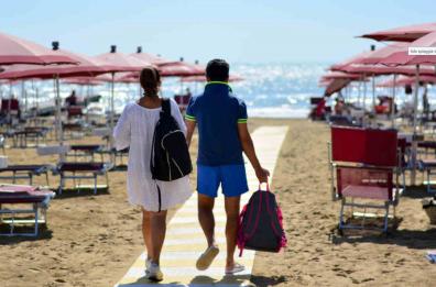 Salento, balneari col fiato sospeso: «Chiediamo solo certezze»