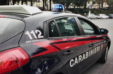 Racale, migliorano le condizioni della 21enne ferita a coltellate dal suo ex fidanzato 
