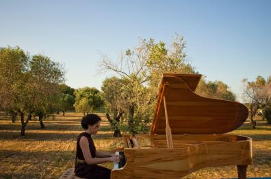 Casamassella, Beatrice Rana in concerto per la riforestazione grazie a Fondazione Sylva