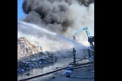 Modugno, rogo di rifiuti alla Recuperi Pugliesi: sigilli ad alcune aree di stoccaggio