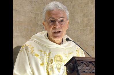 San Nicola e Bari vecchia: Padre Distante festeggia 50 anni di sacerdozio