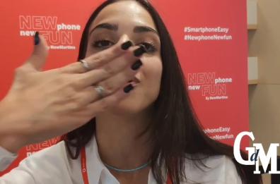 A Bari tutti pazzi per New Martina, bagno di folla per la tiktoker 