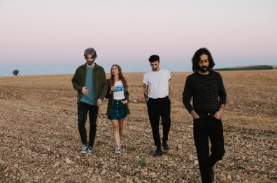 «Stains», fuori il nuovo singolo dei pugliesi Talk is Cheap