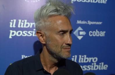 Il prof. Schettini al Libro Possibile: «I ragazzi più dei selfie mi chiedono un abbraccio»