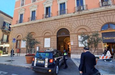 Con Leccese una «giunta cuscinetto»: in attesa del nuovo esecutivo si va avanti con il Decaro bis «ponte»